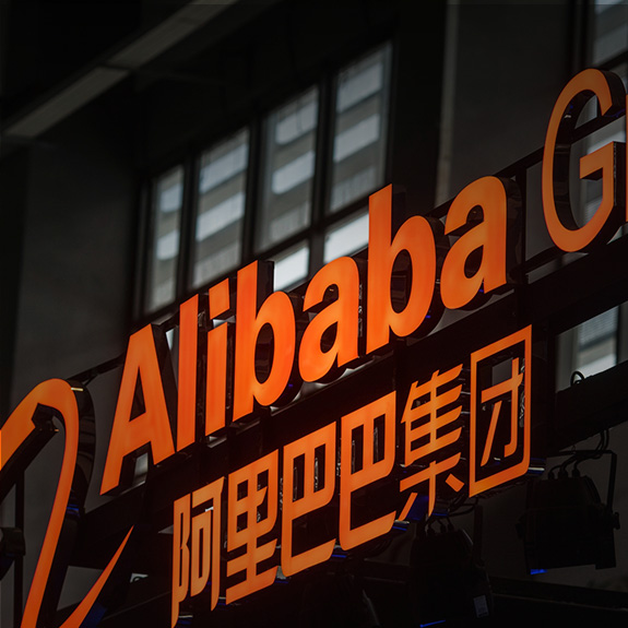 Alibabadan harytlary satyn almak we Turkmenistana eltmek